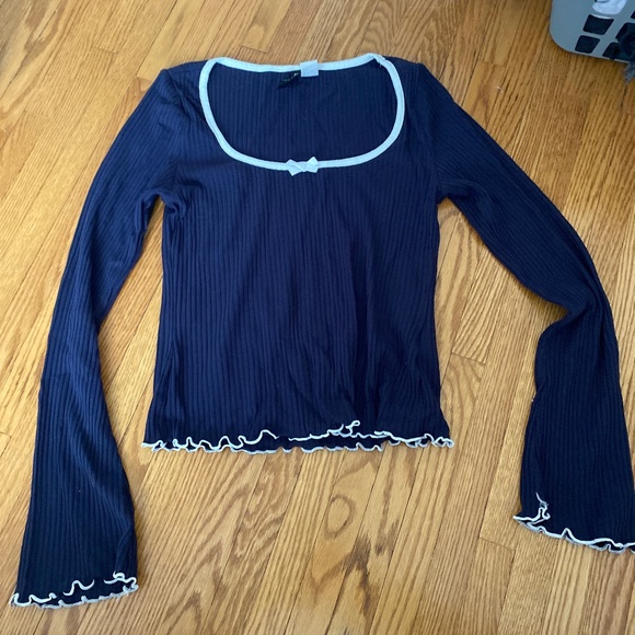 H&M long sleeve - Picture 1 of 2